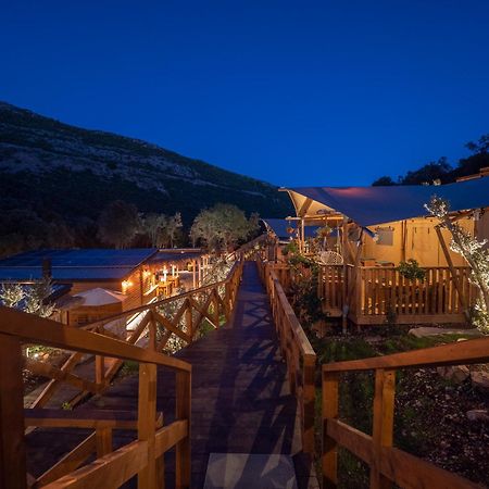 Sea Glamping Otel Kotor Dış mekan fotoğraf