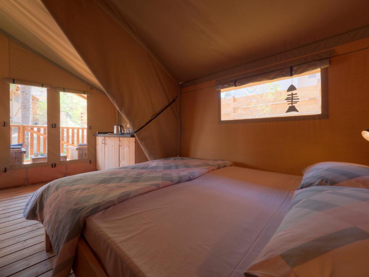 Sea Glamping Otel Kotor Dış mekan fotoğraf