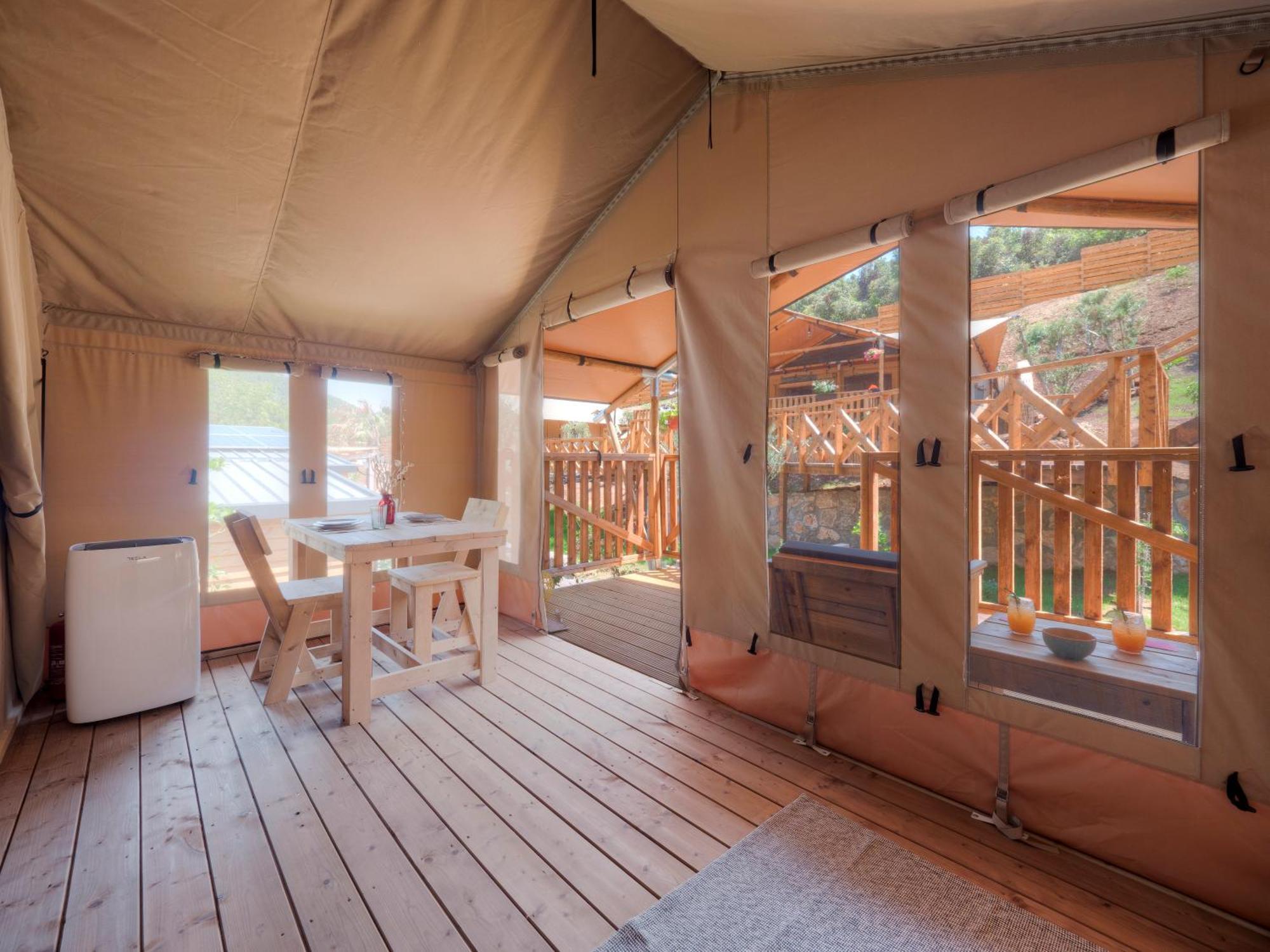 Sea Glamping Otel Kotor Dış mekan fotoğraf