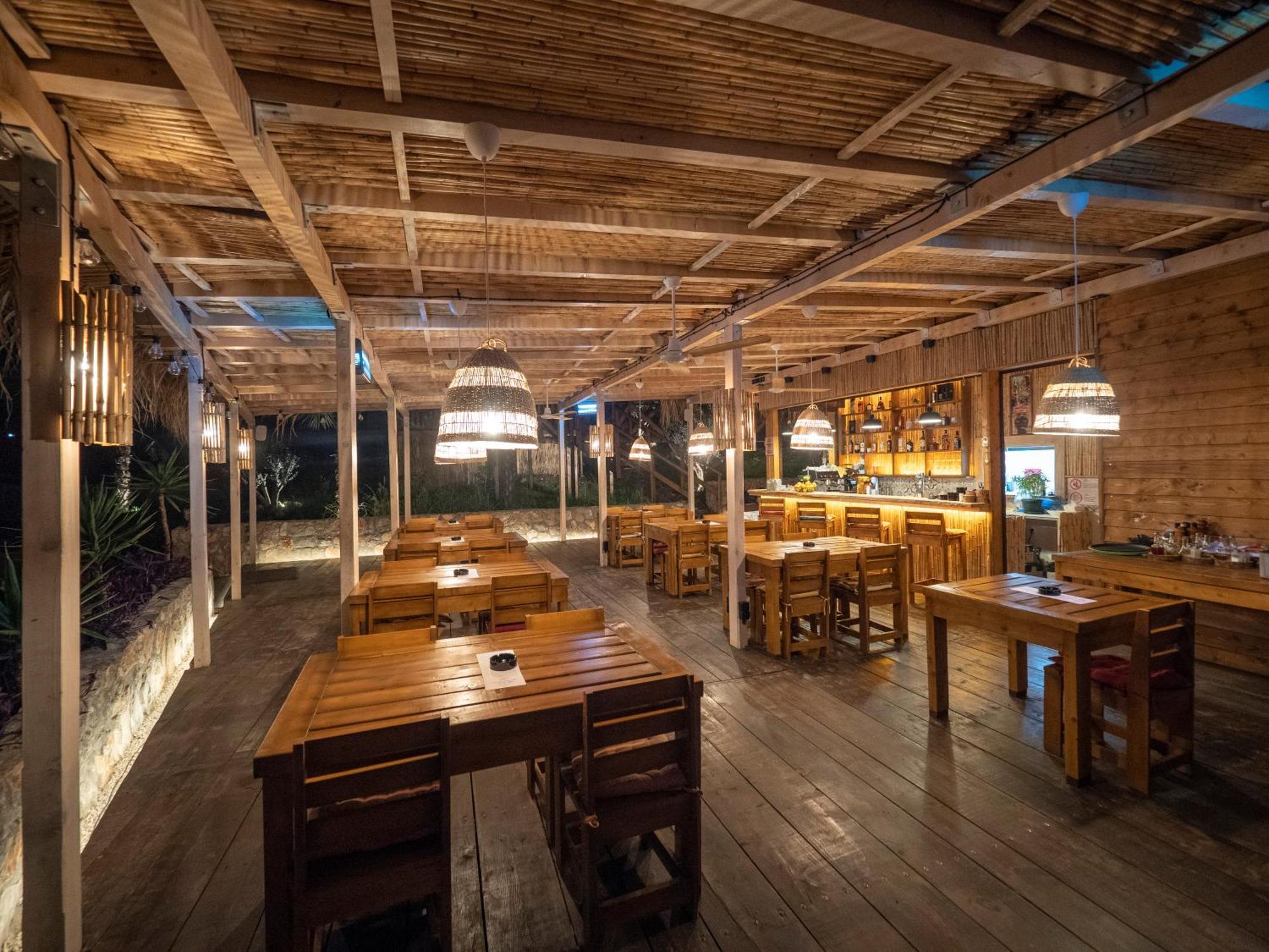 Sea Glamping Otel Kotor Dış mekan fotoğraf